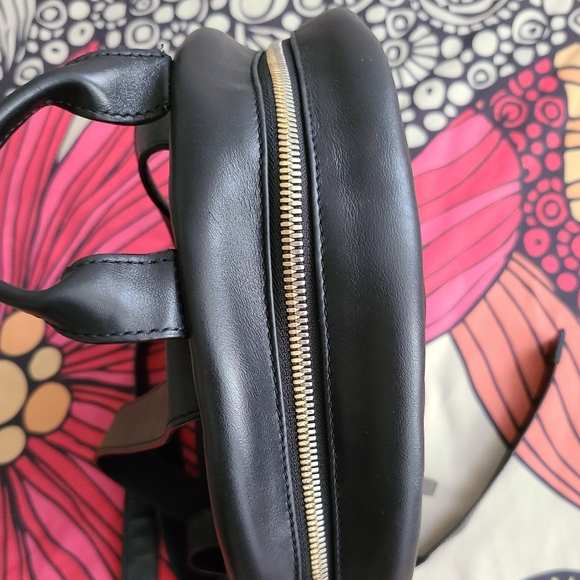 Want Les Essentiels De La Vie black backpack bag main image 16